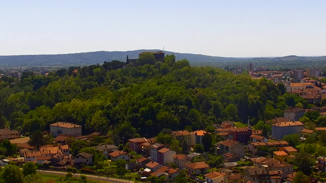 Nova Gorica y Gorizia: Impresionantes Vistas desde el Monasterio Franciscano de Kostanjevica