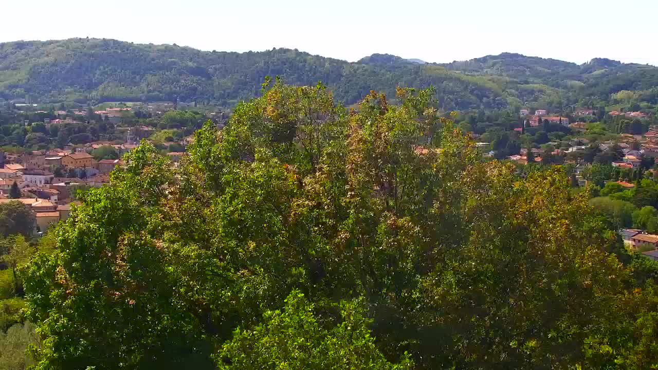 Nova Gorica e Gorizia: Panorama Mozzafiato dal Convento Francescano di Castagnevizza