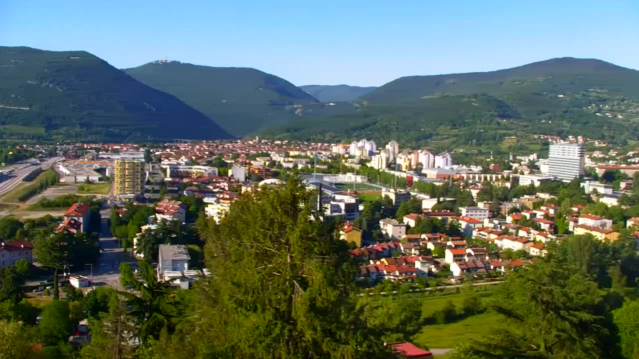 Nova Gorica i Gorica: Prekrasan Pogled iz Franjevačkog Samostana Kostanjevica
