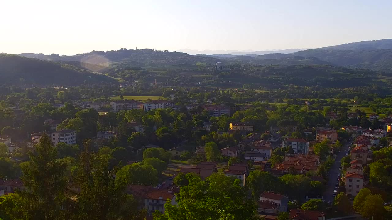 Nova Gorica i Gorica: Prekrasan Pogled iz Franjevačkog Samostana Kostanjevica