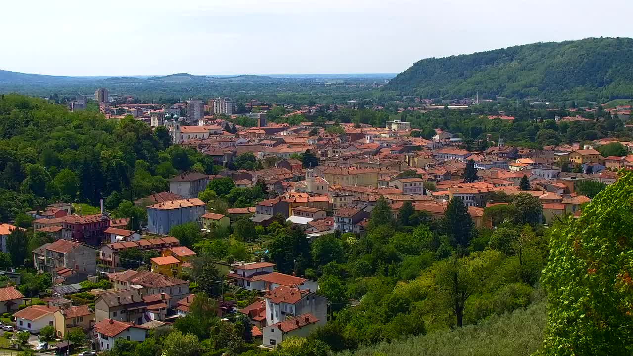 Nova Gorica i Gorica: Prekrasan Pogled iz Franjevačkog Samostana Kostanjevica