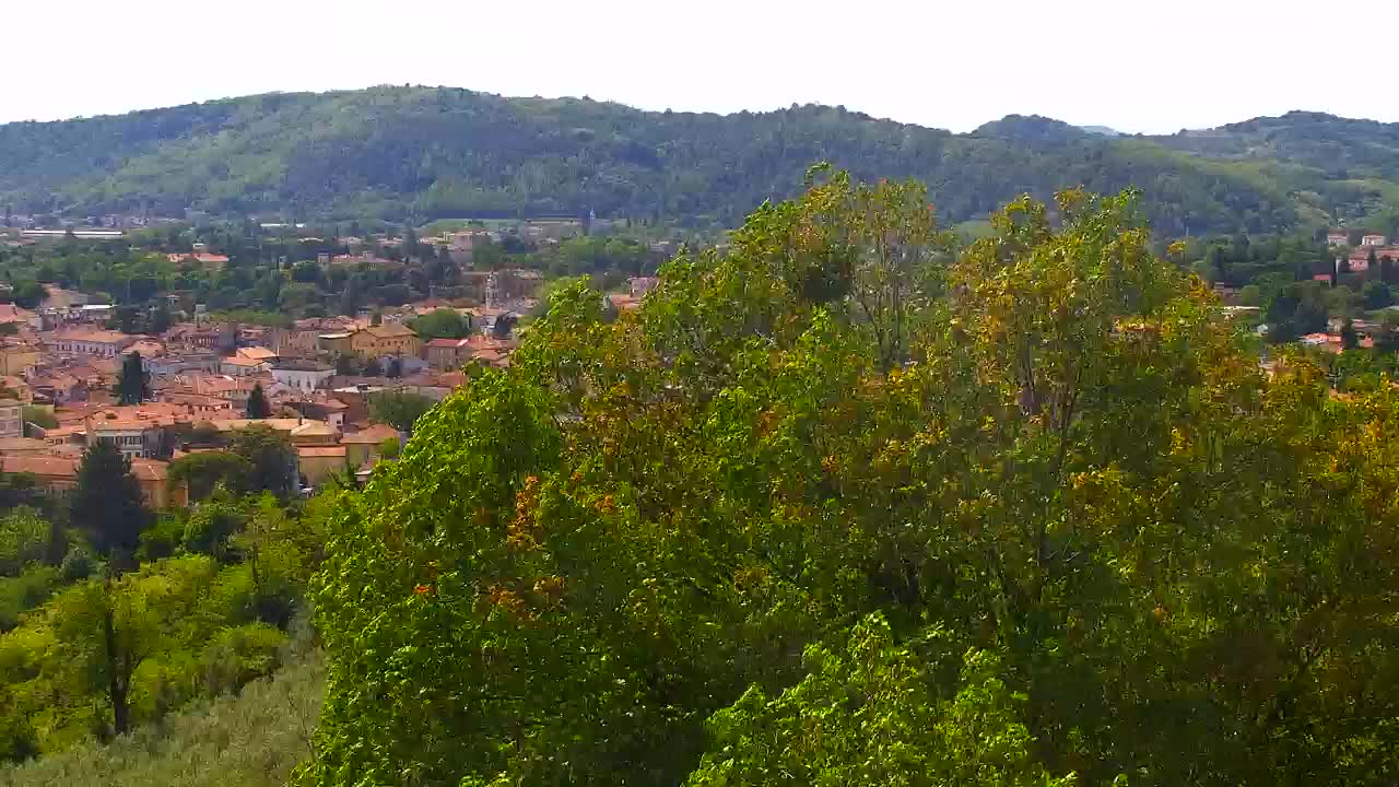 Nova Gorica e Gorizia: Panorama Mozzafiato dal Convento Francescano di Castagnevizza