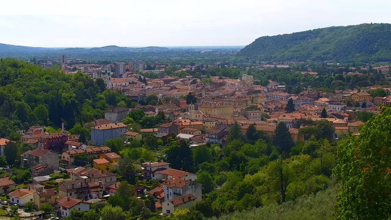 Nova Gorica i Gorica: Prekrasan Pogled iz Franjevačkog Samostana Kostanjevica