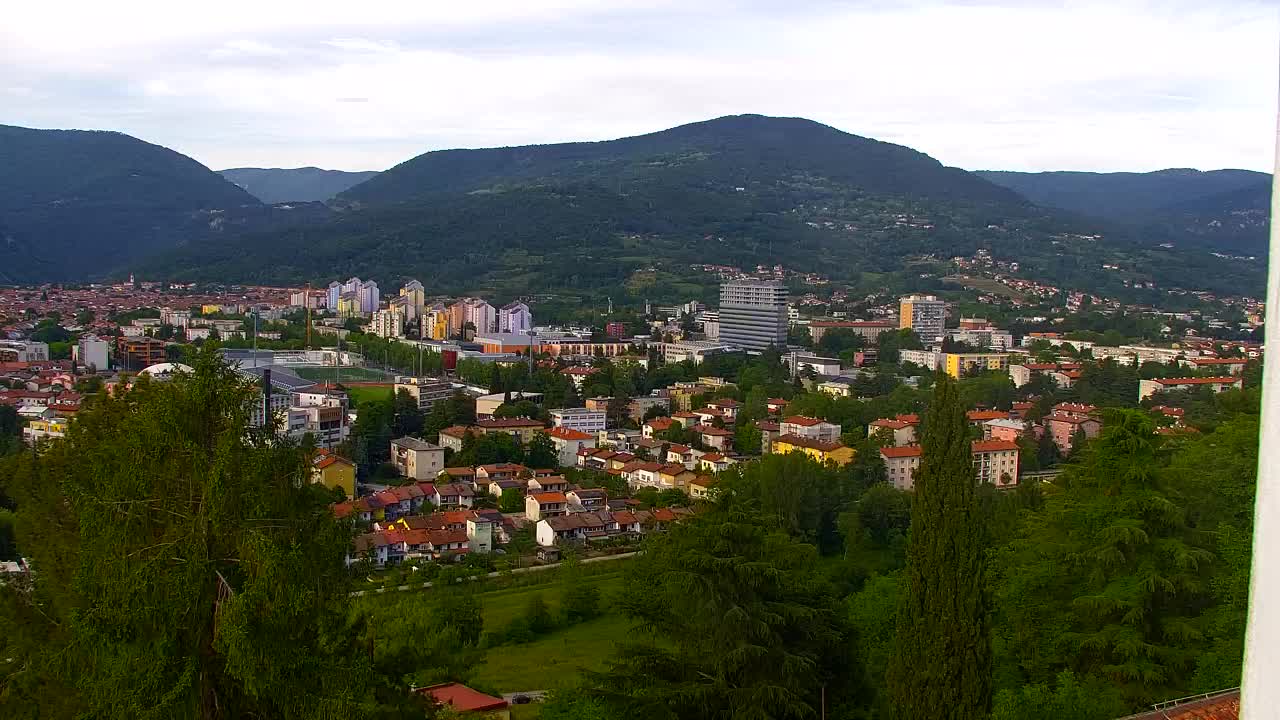 Nova Gorica y Gorizia: Impresionantes Vistas desde el Monasterio Franciscano de Kostanjevica