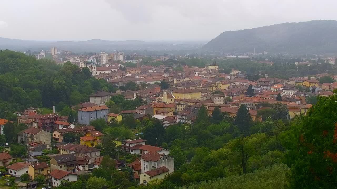 Nova Gorica i Gorica: Prekrasan Pogled iz Franjevačkog Samostana Kostanjevica
