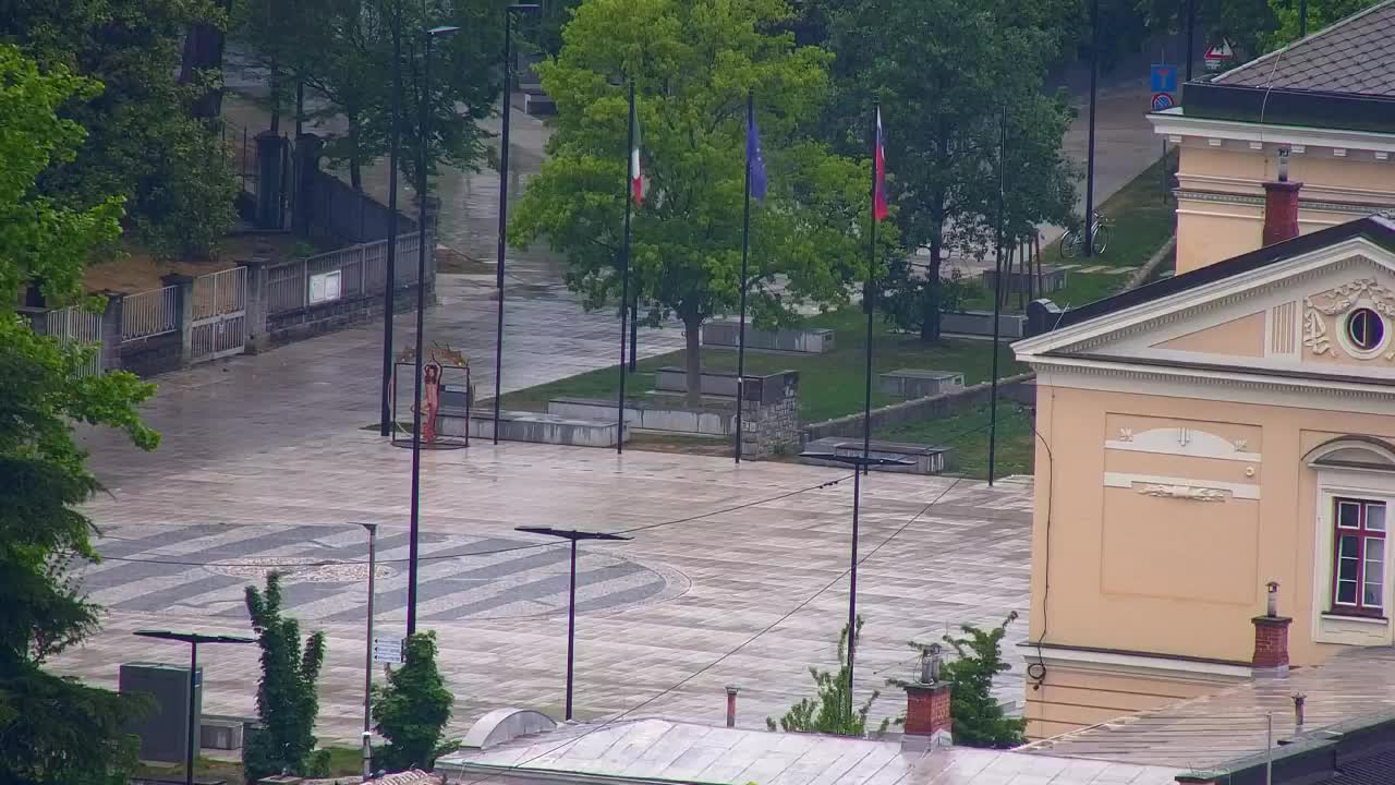 Nova Gorica i Gorica: Prekrasan Pogled iz Franjevačkog Samostana Kostanjevica