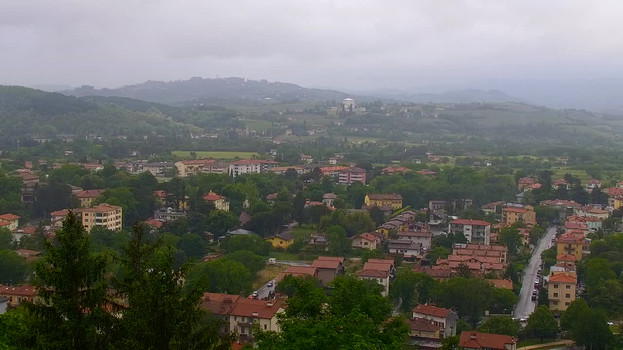 Nova Gorica und Görz: Atemberaubende Aussicht vom Franziskanerkloster Kostanjevica