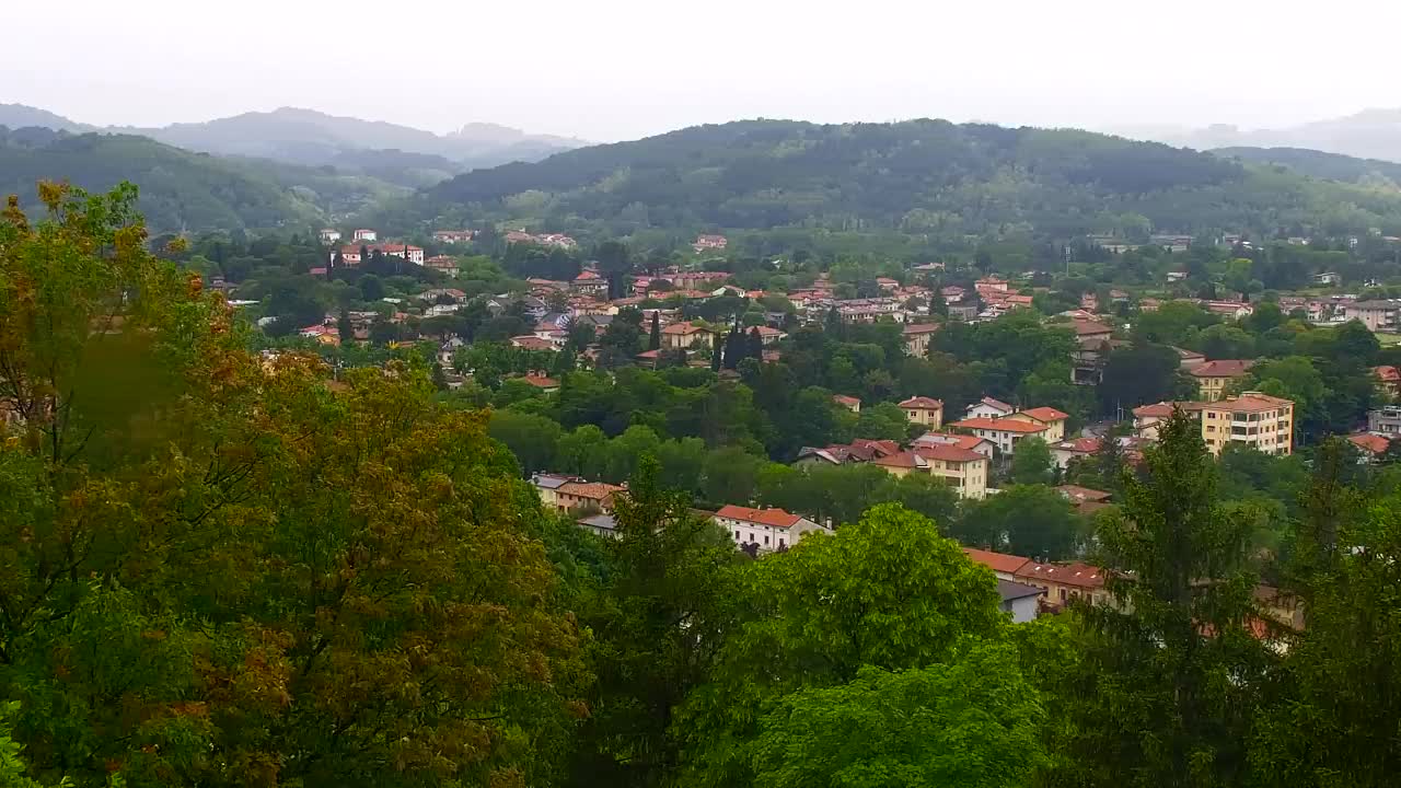 Nova Gorica i Gorica: Prekrasan Pogled iz Franjevačkog Samostana Kostanjevica