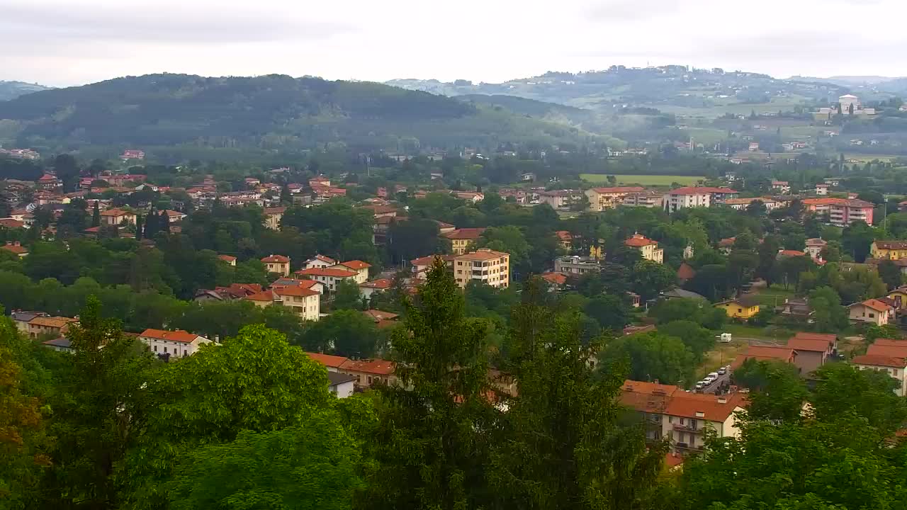 Nova Gorica y Gorizia: Impresionantes Vistas desde el Monasterio Franciscano de Kostanjevica