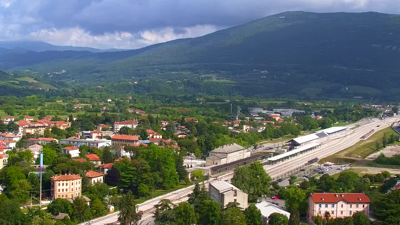 Nova Gorica i Gorica: Prekrasan Pogled iz Franjevačkog Samostana Kostanjevica