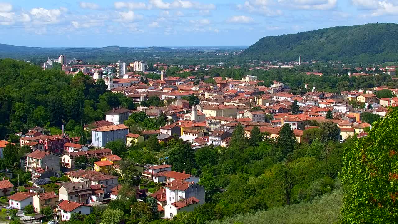Nova Gorica i Gorica: Prekrasan Pogled iz Franjevačkog Samostana Kostanjevica