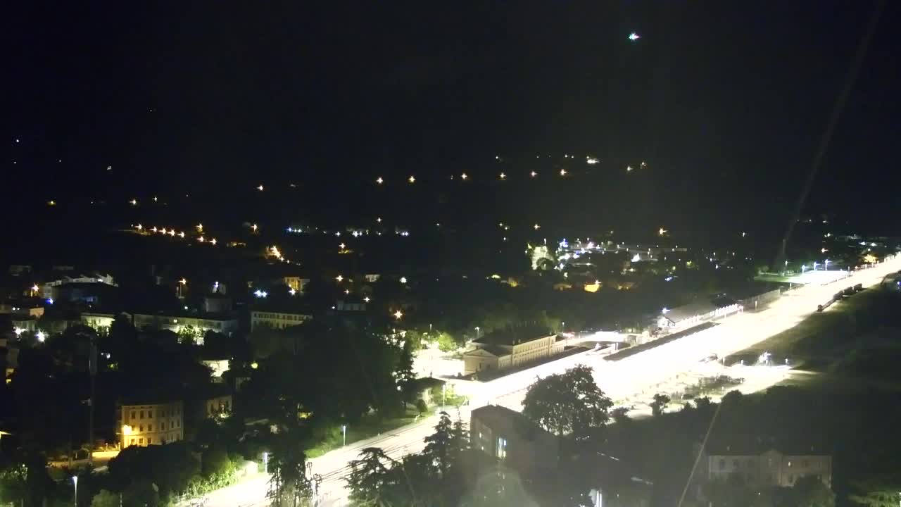 Nova Gorica e Gorizia: Panorama Mozzafiato dal Convento Francescano di Castagnevizza