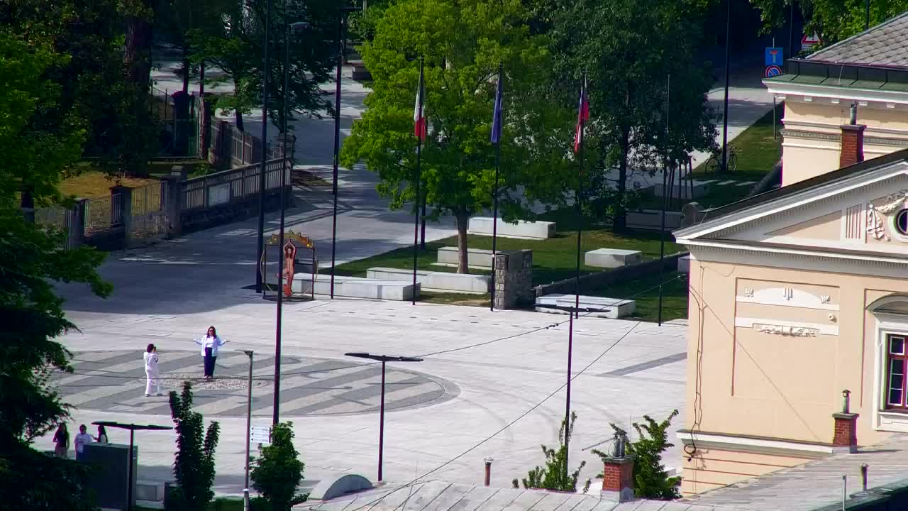 Nova Gorica i Gorica: Prekrasan Pogled iz Franjevačkog Samostana Kostanjevica