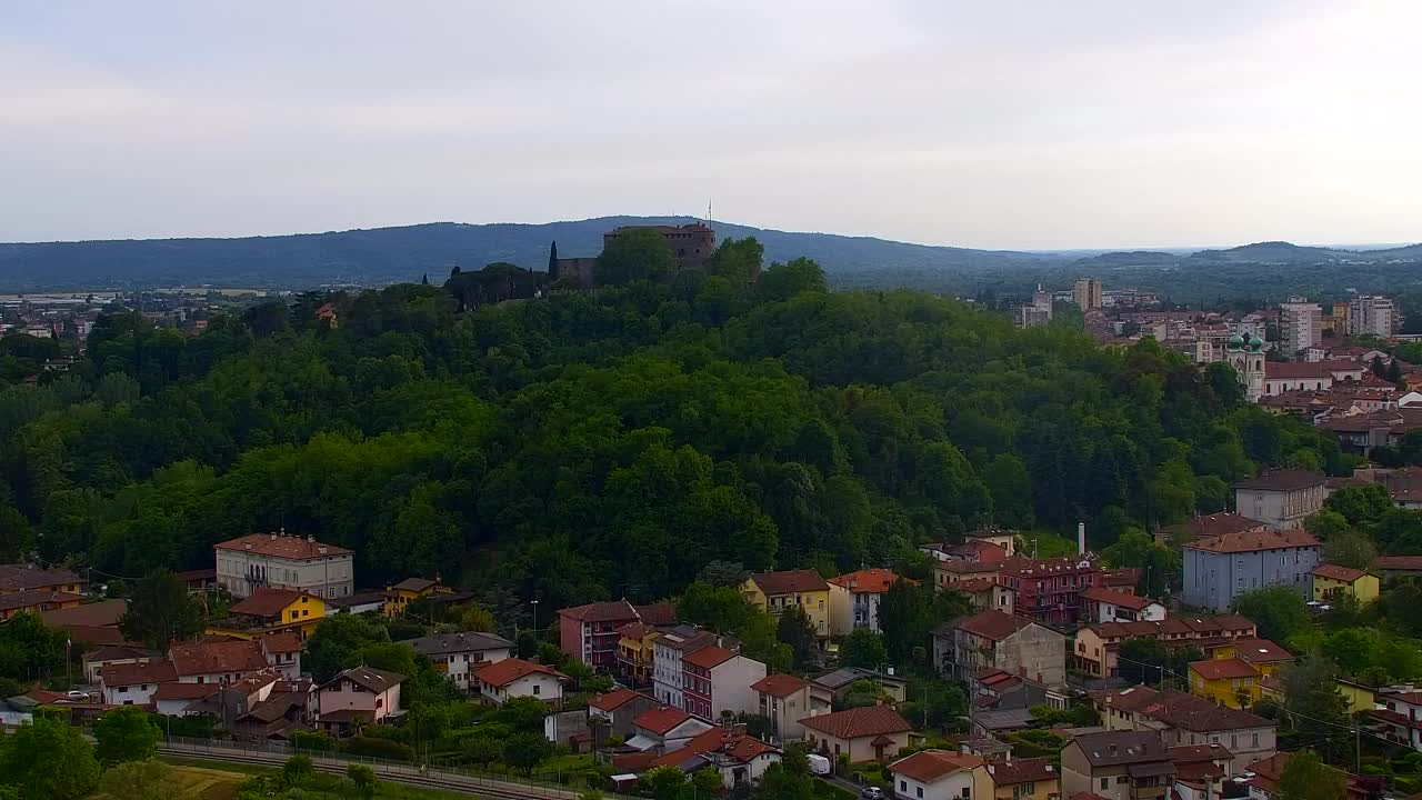 Nova Gorica y Gorizia: Impresionantes Vistas desde el Monasterio Franciscano de Kostanjevica