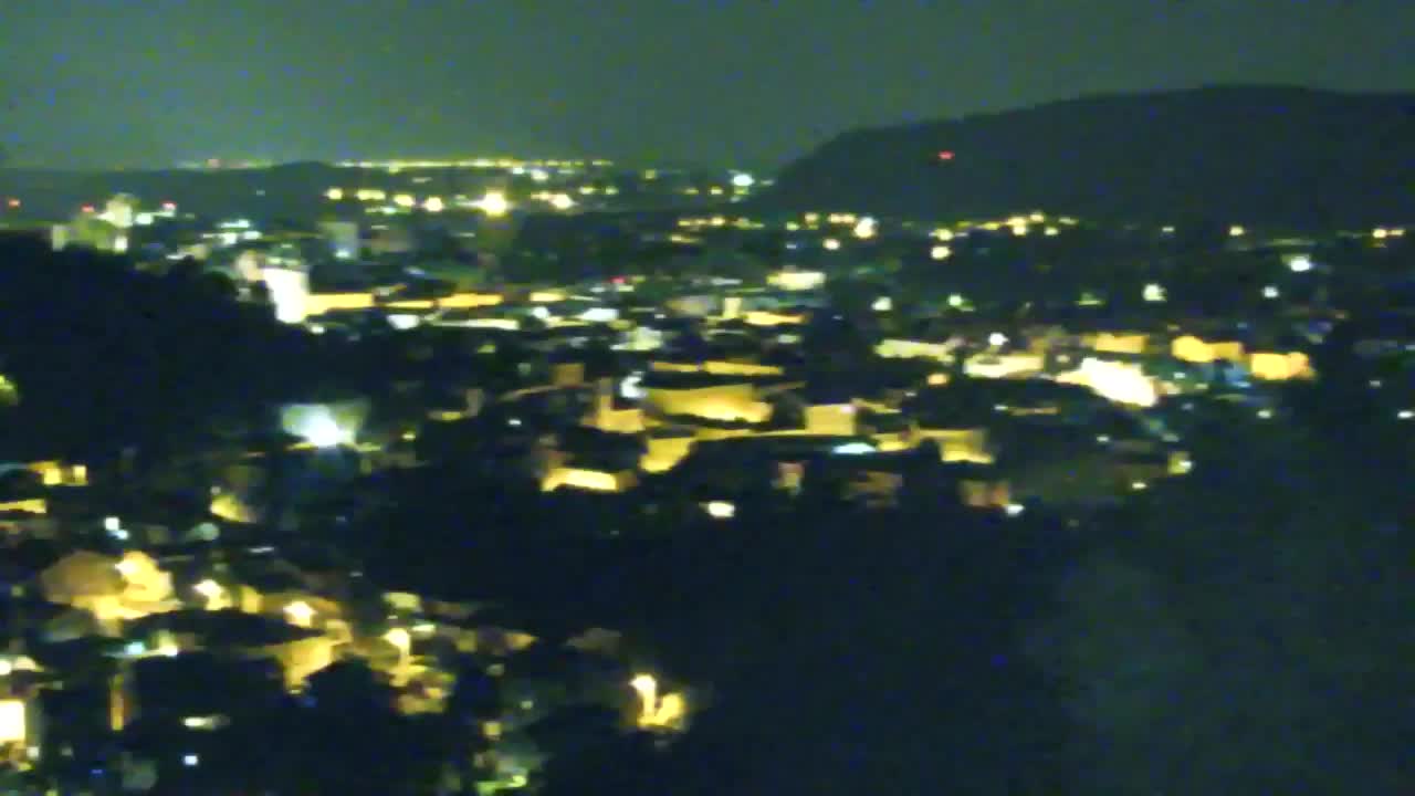 Nova Gorica y Gorizia: Impresionantes Vistas desde el Monasterio Franciscano de Kostanjevica