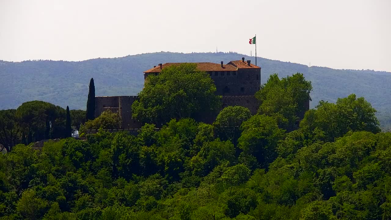 Nova Gorica y Gorizia: Impresionantes Vistas desde el Monasterio Franciscano de Kostanjevica