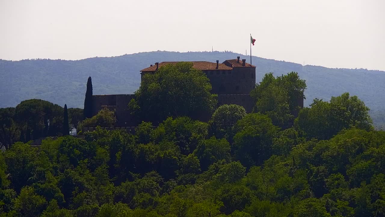 Nova Gorica y Gorizia: Impresionantes Vistas desde el Monasterio Franciscano de Kostanjevica