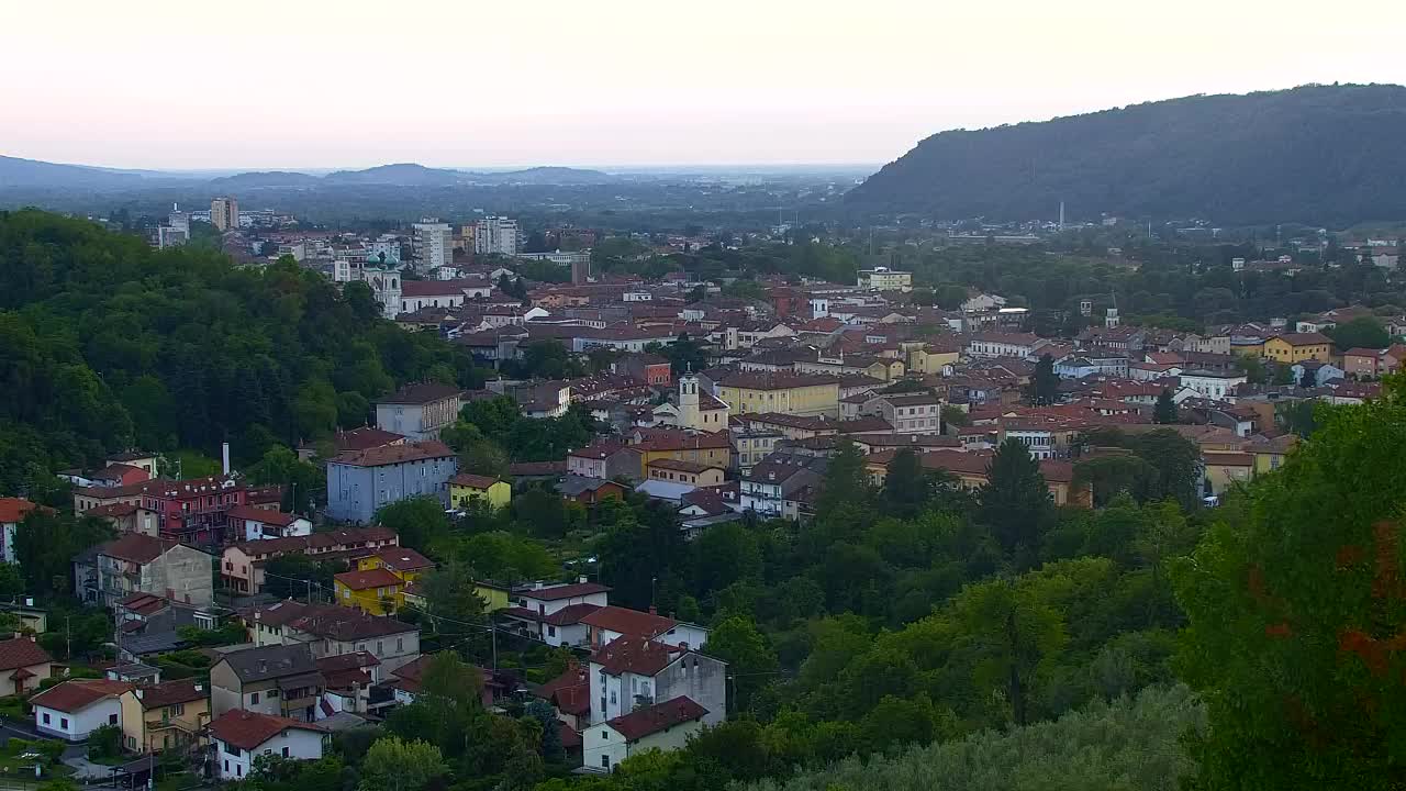 Nova Gorica et Gorizia : Vue Imprenable depuis le Monastère Franciscain de Kostanjevica