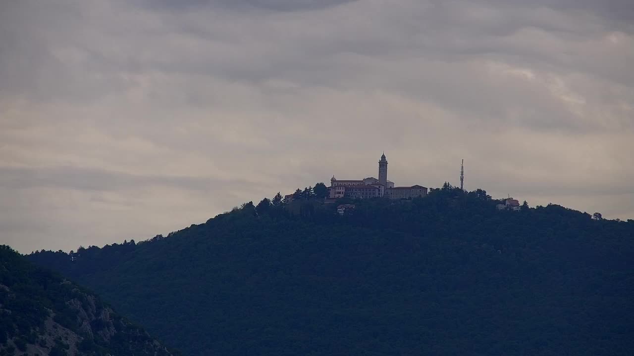 Nova Gorica in Gorica: Čudovit Razgled iz Frančiškanskega Samostana Kostanjevica