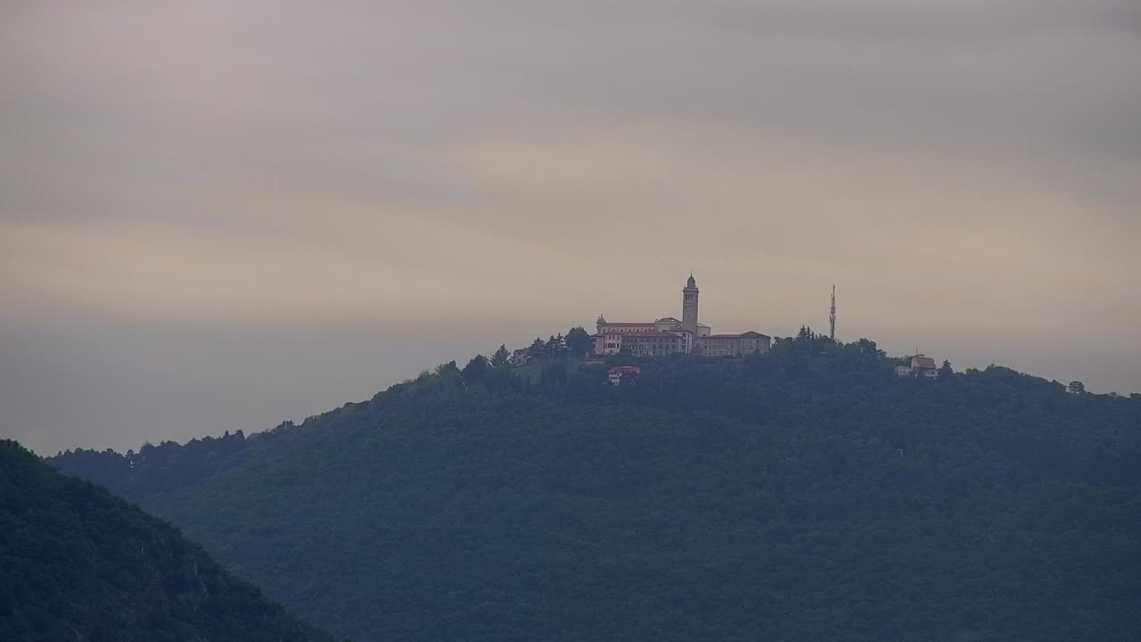 Nova Gorica und Görz: Atemberaubende Aussicht vom Franziskanerkloster Kostanjevica