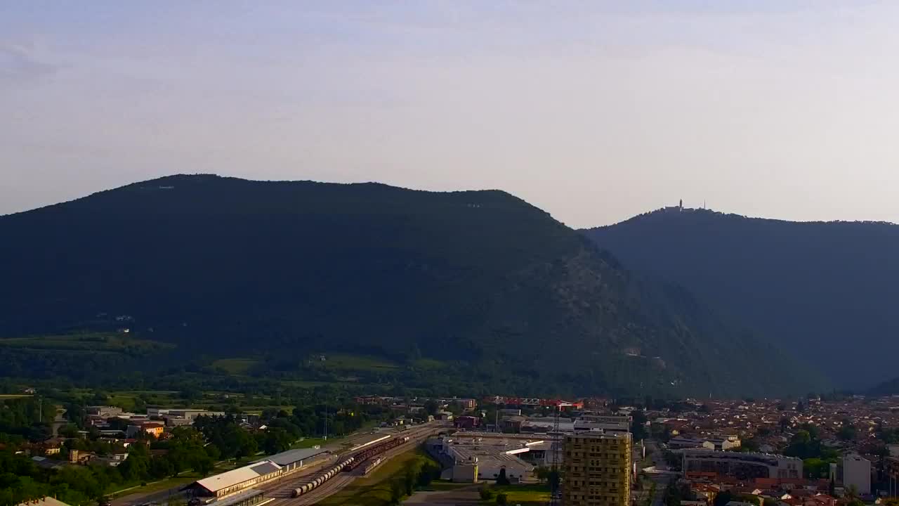 Nova Gorica y Gorizia: Impresionantes Vistas desde el Monasterio Franciscano de Kostanjevica