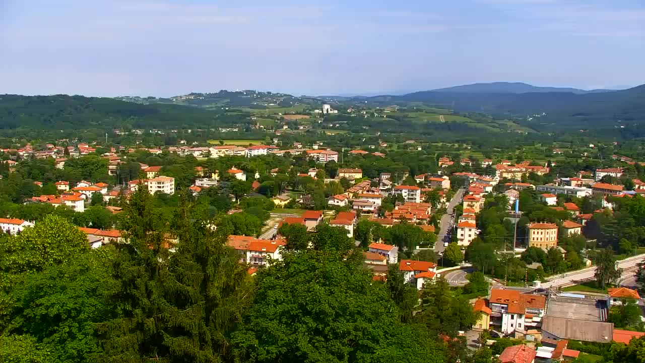 Nova Gorica y Gorizia: Impresionantes Vistas desde el Monasterio Franciscano de Kostanjevica