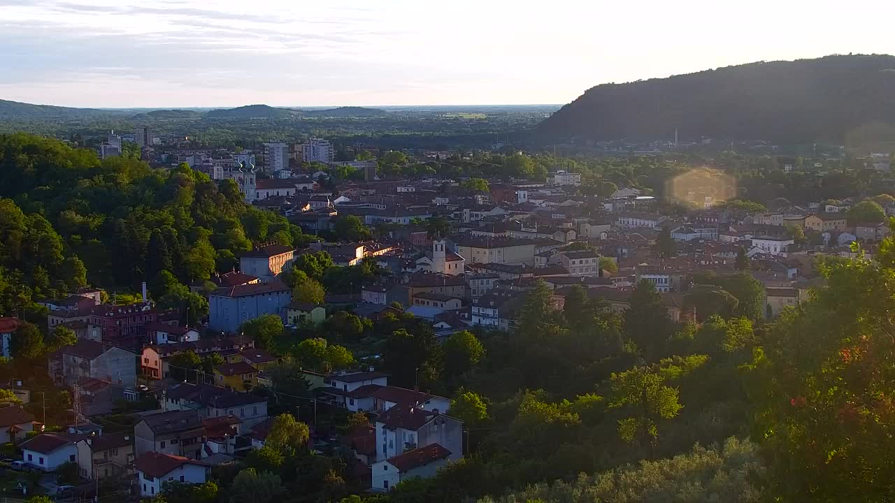 Nova Gorica y Gorizia: Impresionantes Vistas desde el Monasterio Franciscano de Kostanjevica