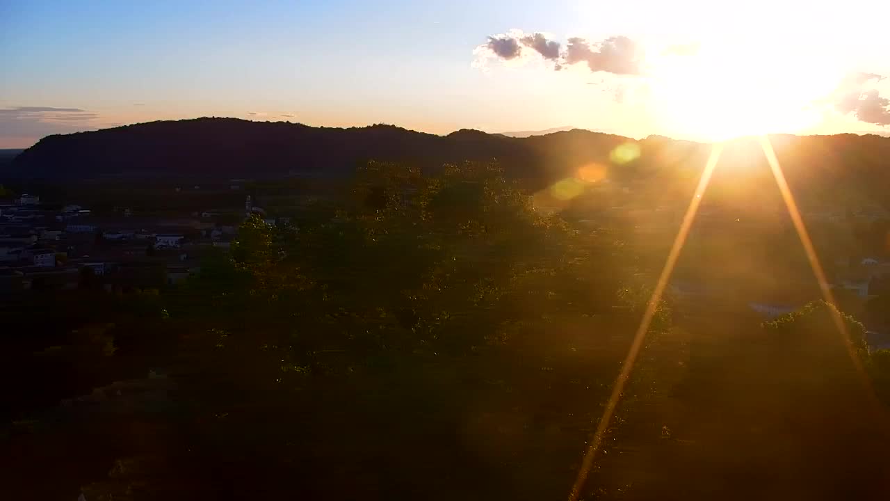 Nova Gorica y Gorizia: Impresionantes Vistas desde el Monasterio Franciscano de Kostanjevica