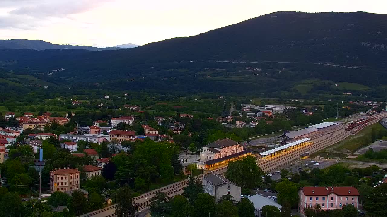 Nova Gorica y Gorizia: Impresionantes Vistas desde el Monasterio Franciscano de Kostanjevica