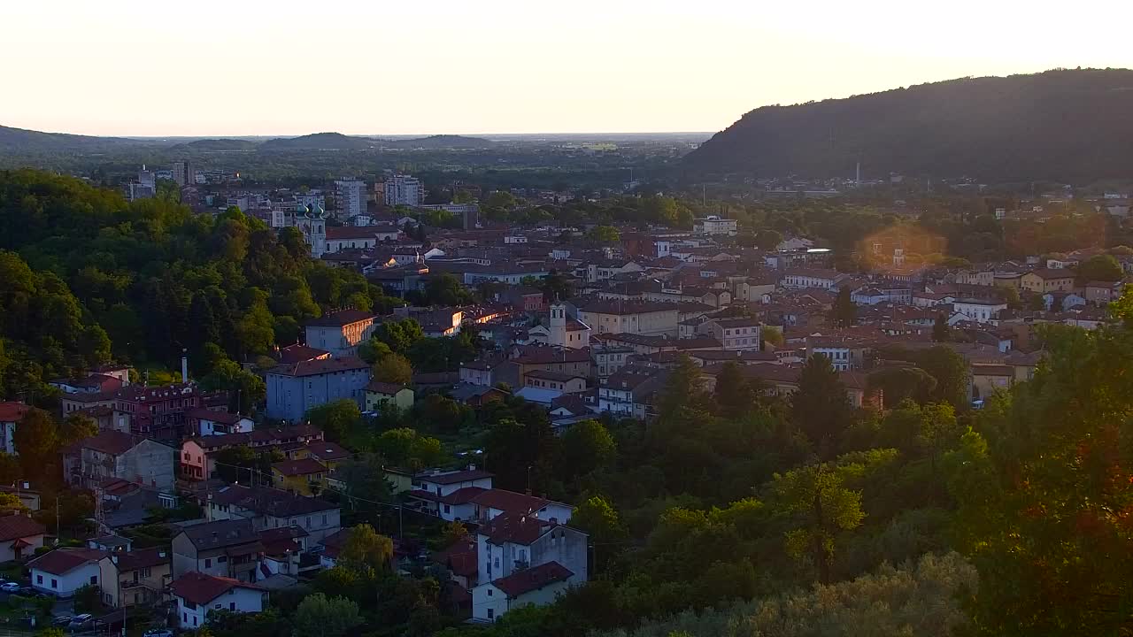 Nova Gorica y Gorizia: Impresionantes Vistas desde el Monasterio Franciscano de Kostanjevica