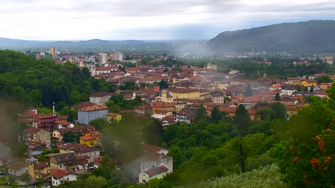 Nova Gorica i Gorica: Prekrasan Pogled iz Franjevačkog Samostana Kostanjevica