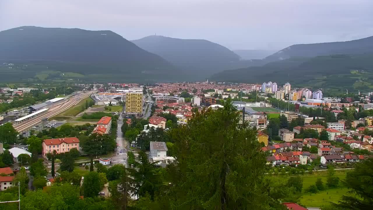 Nova Gorica y Gorizia: Impresionantes Vistas desde el Monasterio Franciscano de Kostanjevica