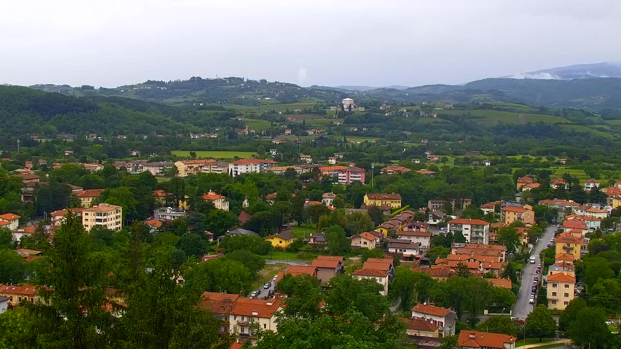 Nova Gorica i Gorica: Prekrasan Pogled iz Franjevačkog Samostana Kostanjevica