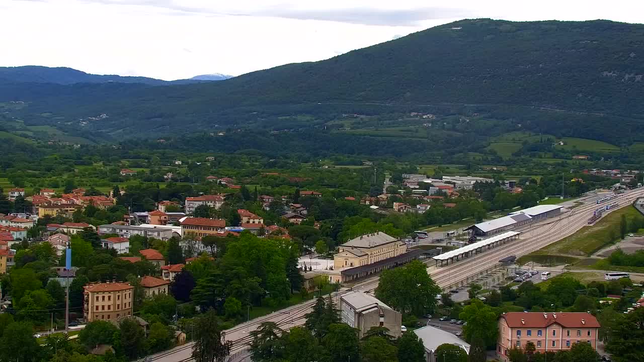 Nova Gorica y Gorizia: Impresionantes Vistas desde el Monasterio Franciscano de Kostanjevica