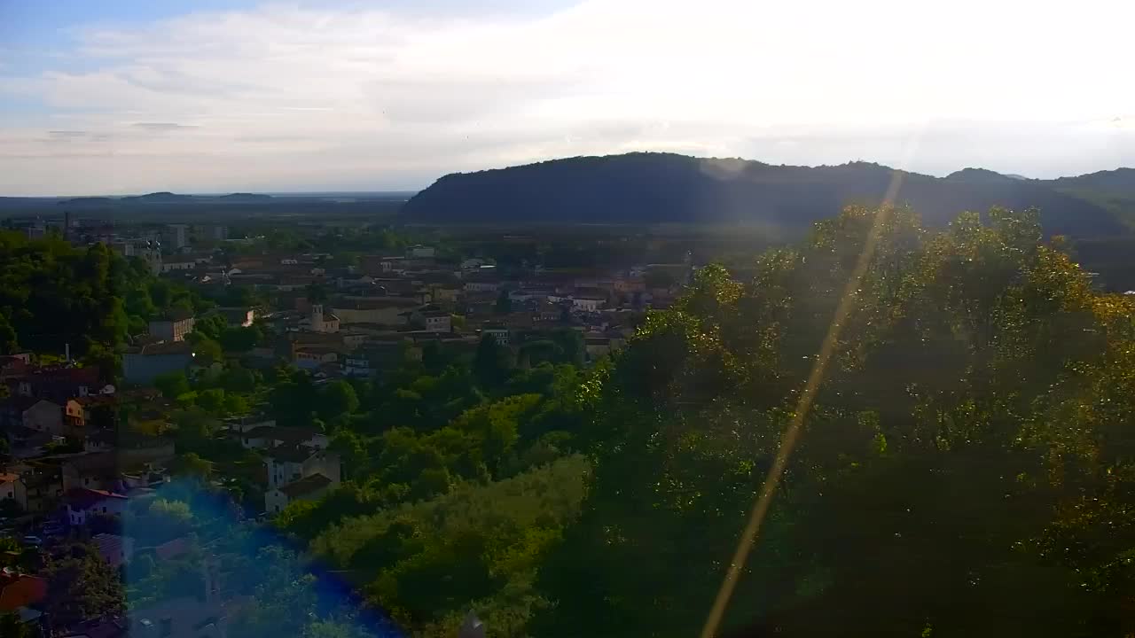 Nova Gorica e Gorizia: Panorama Mozzafiato dal Convento Francescano di Castagnevizza