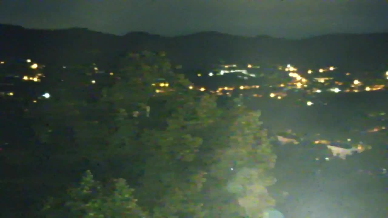 Nova Gorica e Gorizia: Panorama Mozzafiato dal Convento Francescano di Castagnevizza