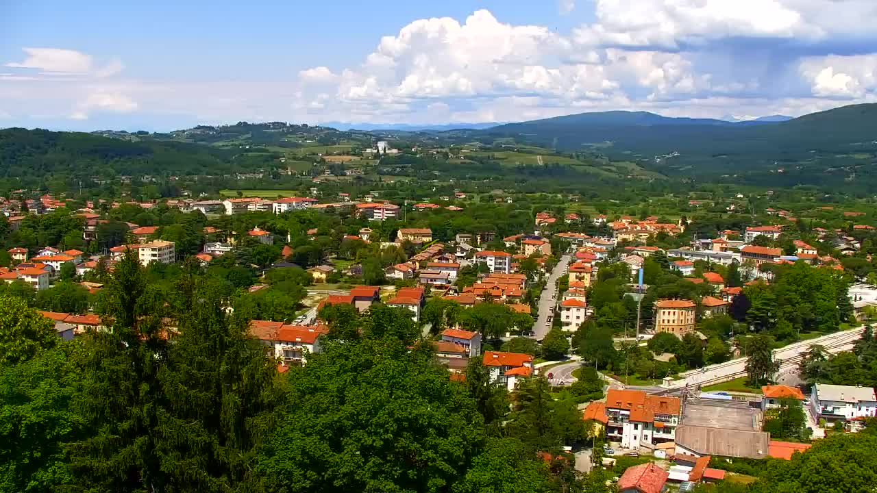 Nova Gorica y Gorizia: Impresionantes Vistas desde el Monasterio Franciscano de Kostanjevica