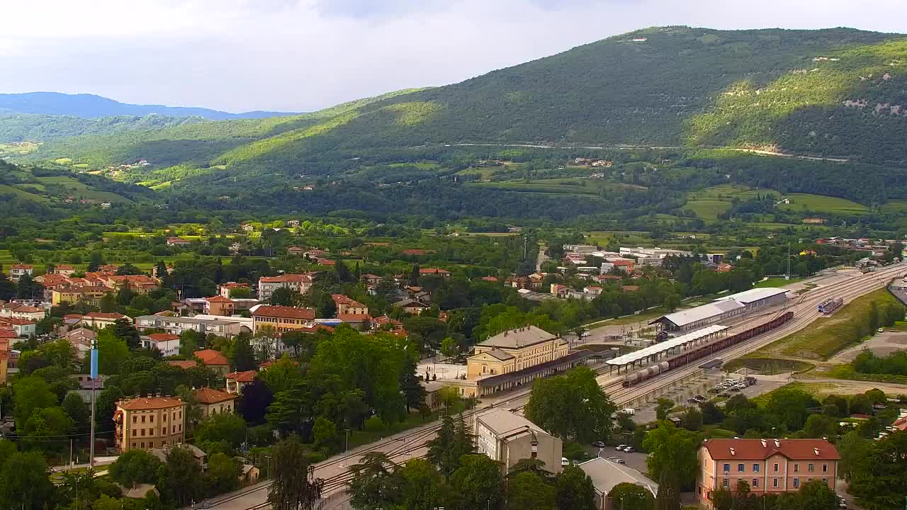 Nova Gorica i Gorica: Prekrasan Pogled iz Franjevačkog Samostana Kostanjevica
