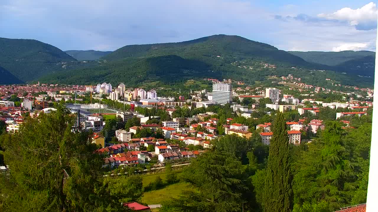 Nova Gorica e Gorizia: Panorama Mozzafiato dal Convento Francescano di Castagnevizza
