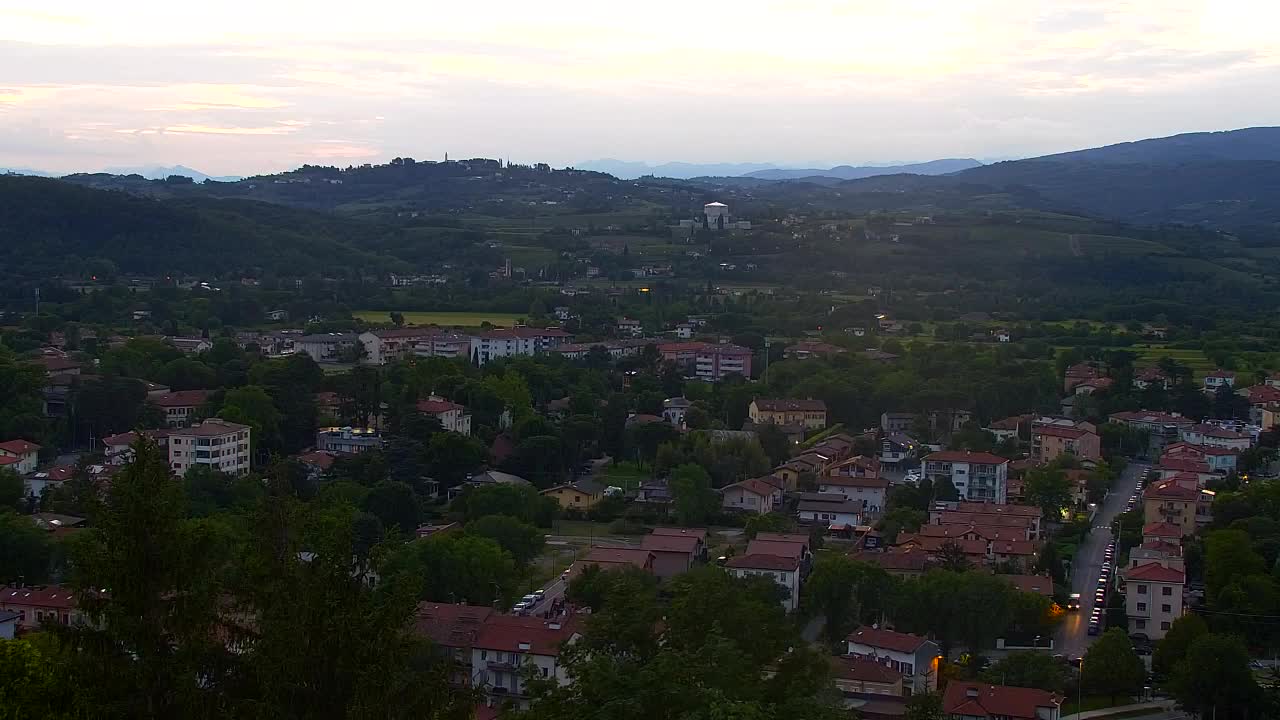 Nova Gorica et Gorizia : Vue Imprenable depuis le Monastère Franciscain de Kostanjevica
