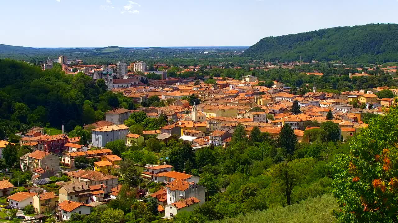 Nova Gorica y Gorizia: Impresionantes Vistas desde el Monasterio Franciscano de Kostanjevica