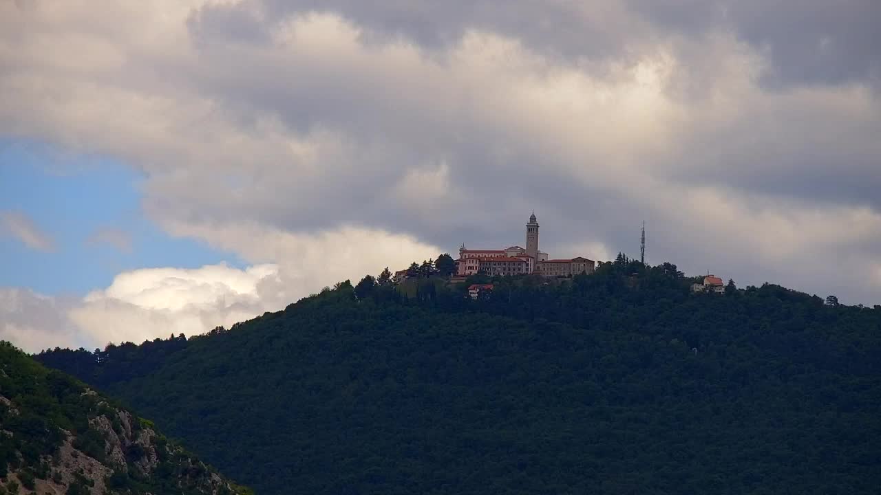 Nova Gorica und Görz: Atemberaubende Aussicht vom Franziskanerkloster Kostanjevica