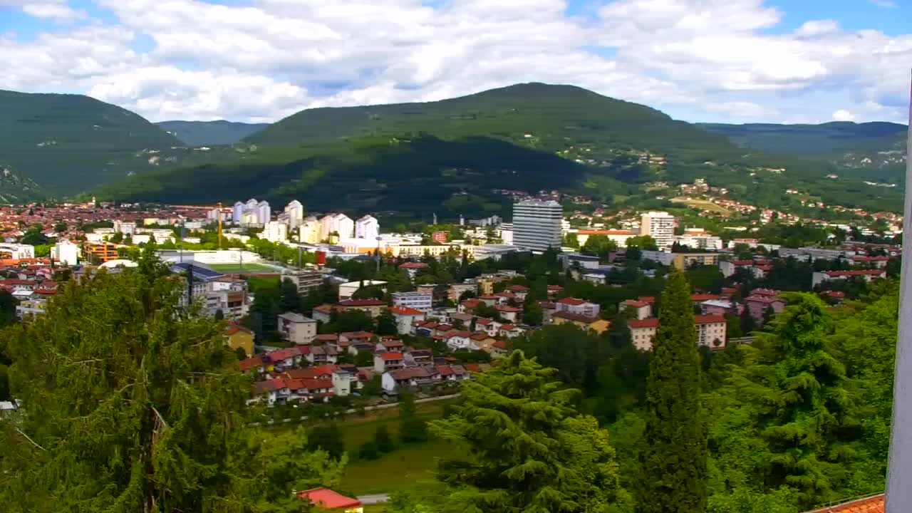 Nova Gorica i Gorica: Prekrasan Pogled iz Franjevačkog Samostana Kostanjevica