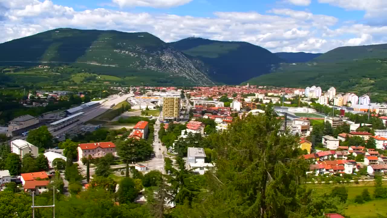 Nova Gorica y Gorizia: Impresionantes Vistas desde el Monasterio Franciscano de Kostanjevica