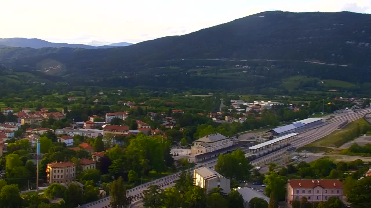 Nova Gorica i Gorica: Prekrasan Pogled iz Franjevačkog Samostana Kostanjevica