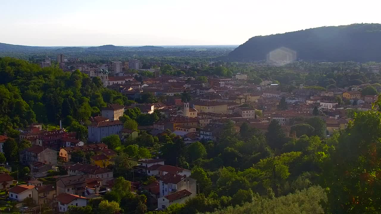 Nova Gorica i Gorica: Prekrasan Pogled iz Franjevačkog Samostana Kostanjevica