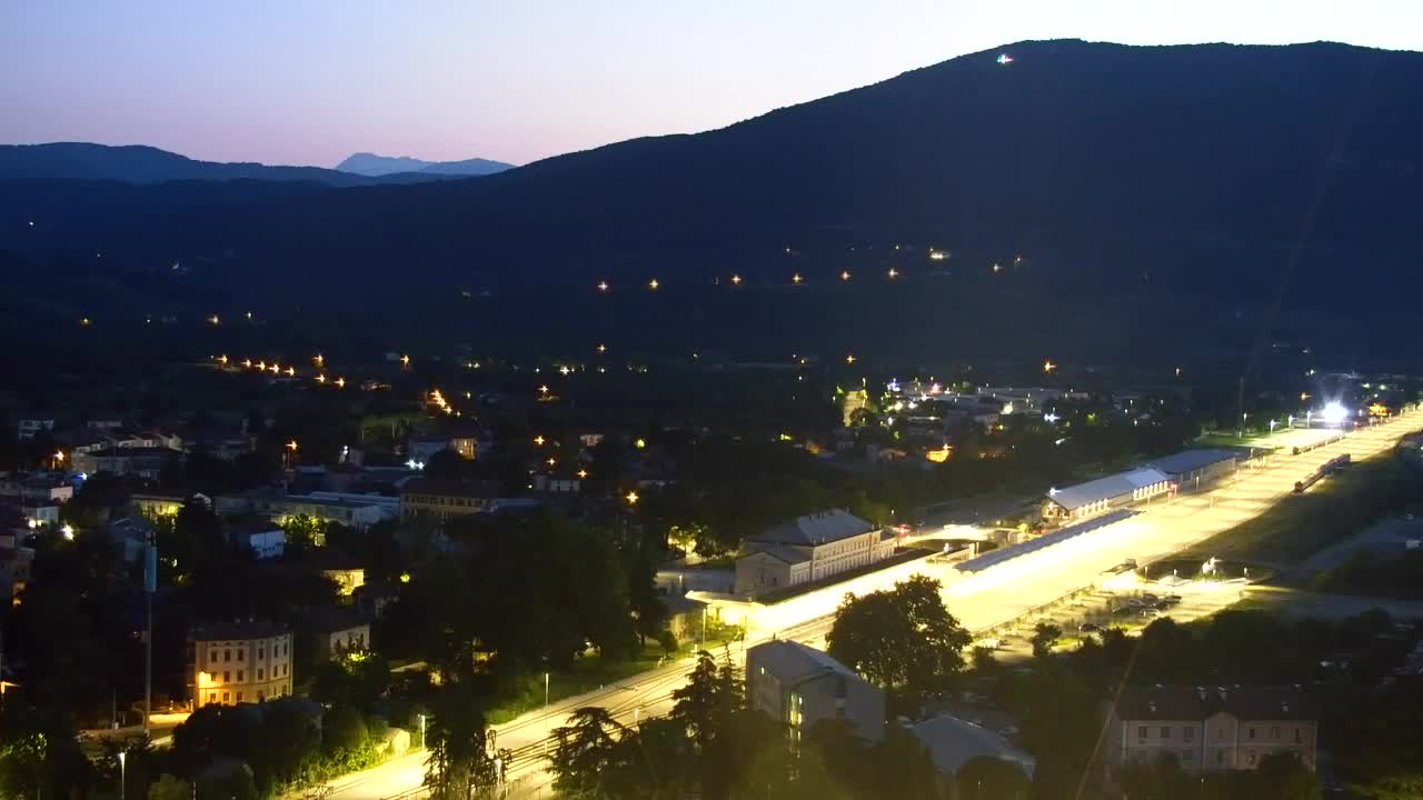 Nova Gorica e Gorizia: Panorama Mozzafiato dal Convento Francescano di Castagnevizza