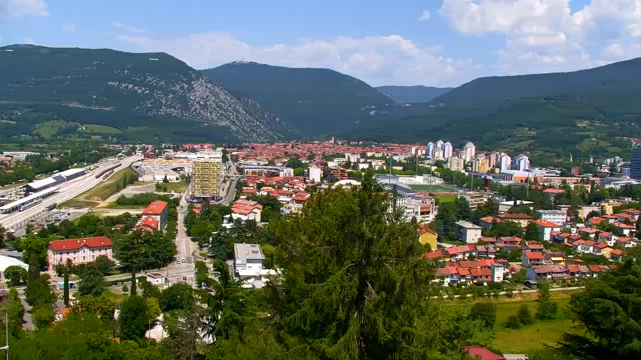 Nova Gorica y Gorizia: Impresionantes Vistas desde el Monasterio Franciscano de Kostanjevica