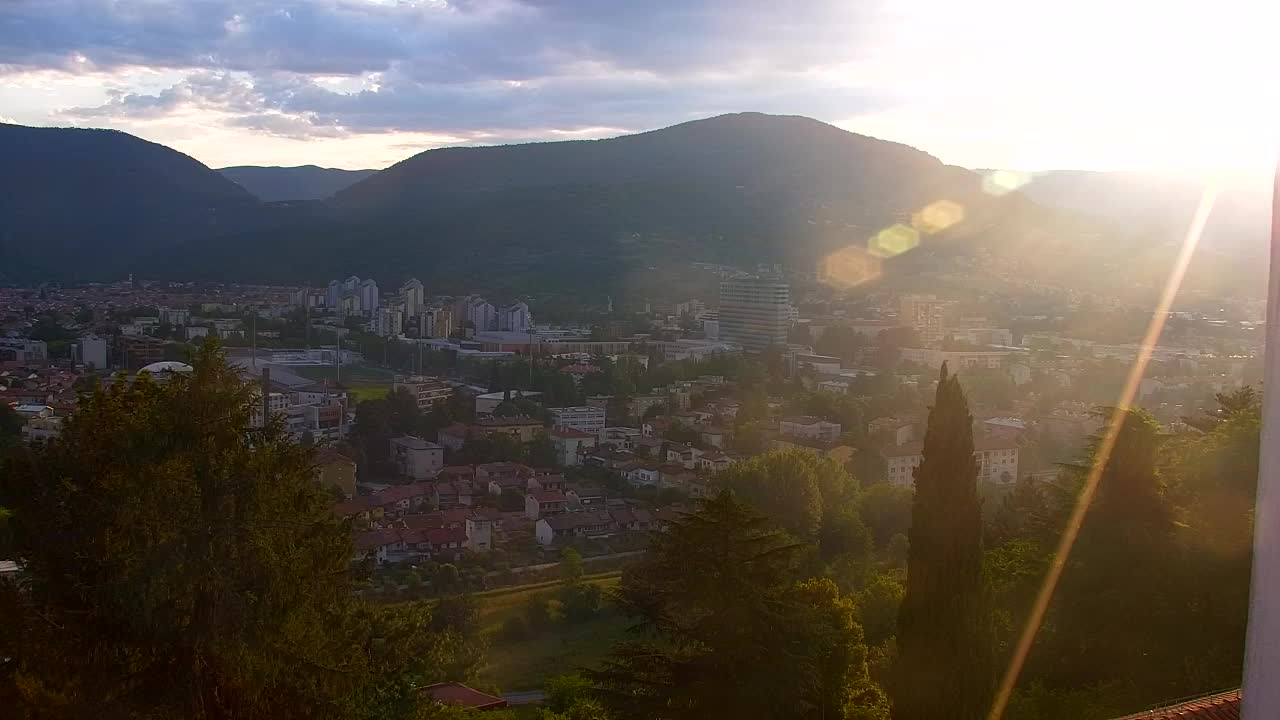 Nova Gorica in Gorica: Čudovit Razgled iz Frančiškanskega Samostana Kostanjevica