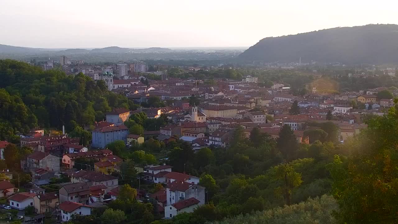 Nova Gorica und Görz: Atemberaubende Aussicht vom Franziskanerkloster Kostanjevica